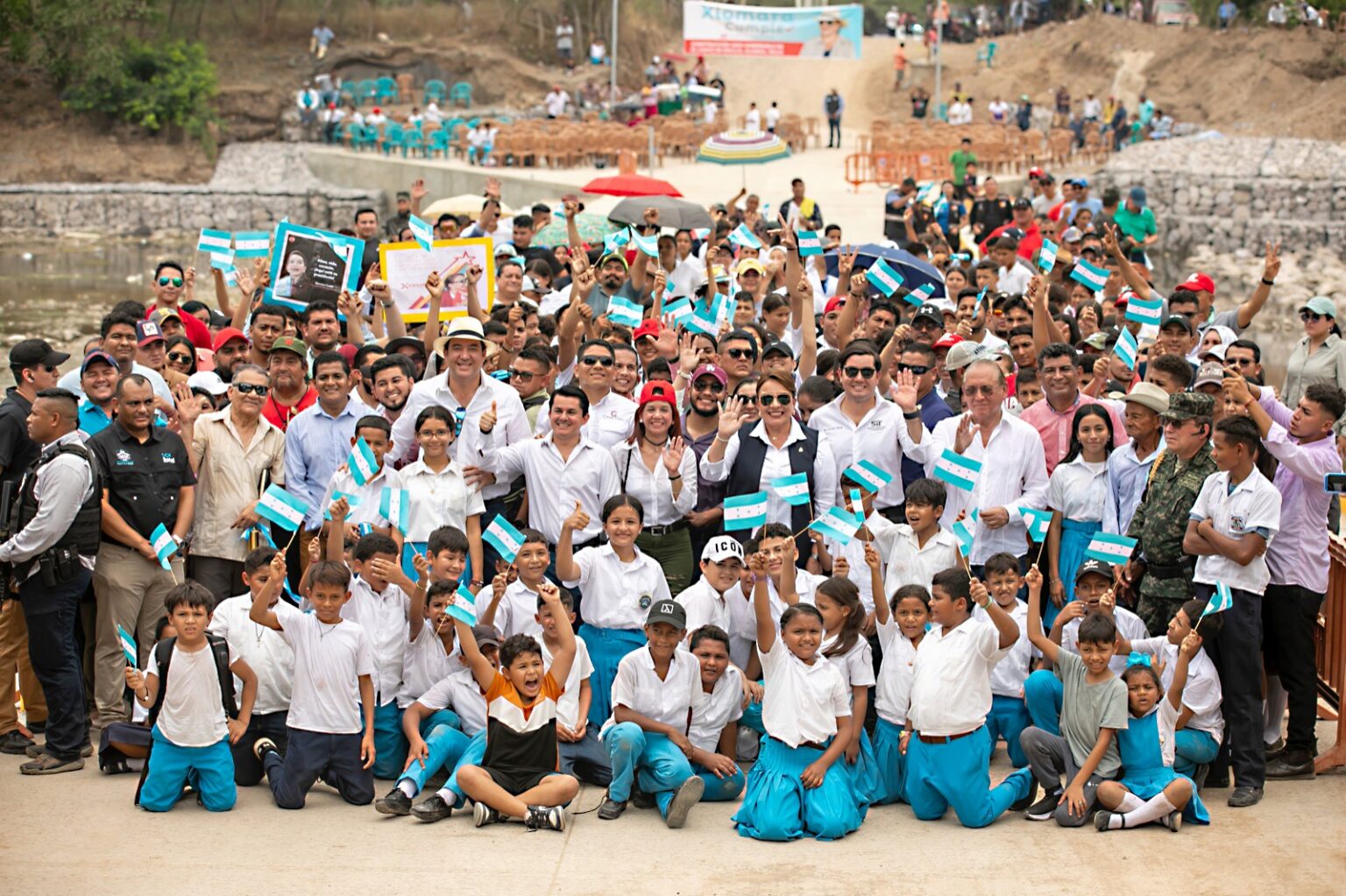 Autoridades Inauguran Vado Sumergible En La Costa De Los Amates Valle