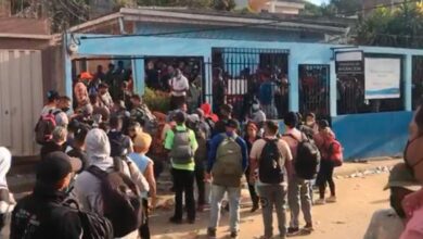 Autoridades enfrentan un incremento significativo en la llegada de migrantes a través de la frontera con Nicaragua.