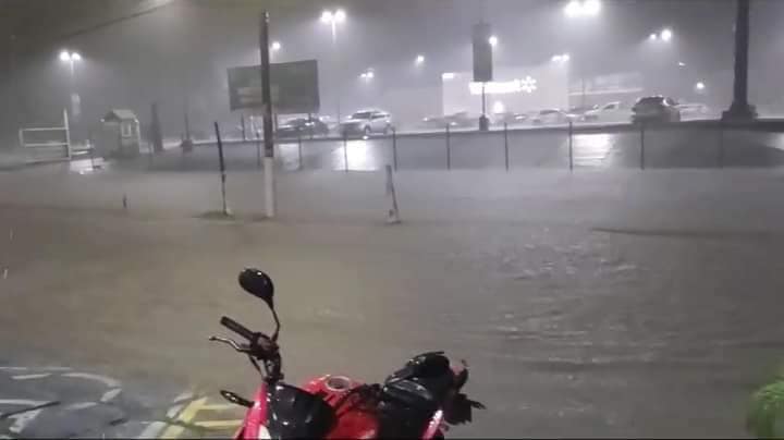 Inundaciones en La Ceiba por fuertes lluvias