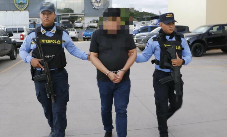 Capturan a costarricense pedido en extradición de delitos informáticos