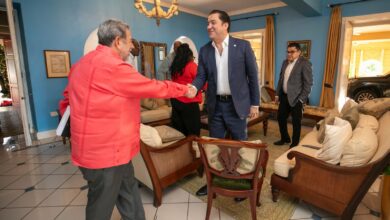 Héctor Zelaya realiza visita a San Vicente y las Granadinas en preparación para el cambio de presidencia en la CELAC