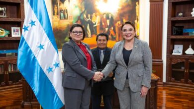 Presidenta Xiomara Castro juramenta a nuevos ministros de Salud, Infraestructura y FHIS