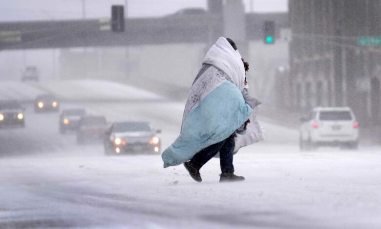 Tormenta de nieve deja intensos fríos y causa varias muertes y accidentes en EE.UU.
