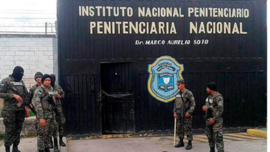 Tras muertes de privados de libertad: Suspenden de su cargo al director de Támara