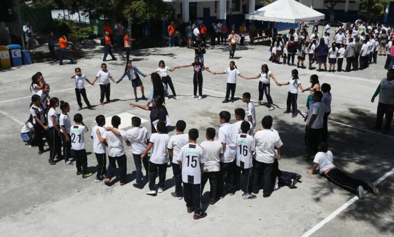 Ministro de Educación salvadoreño: "Hemos sacado la ideología de género de las escuelas"