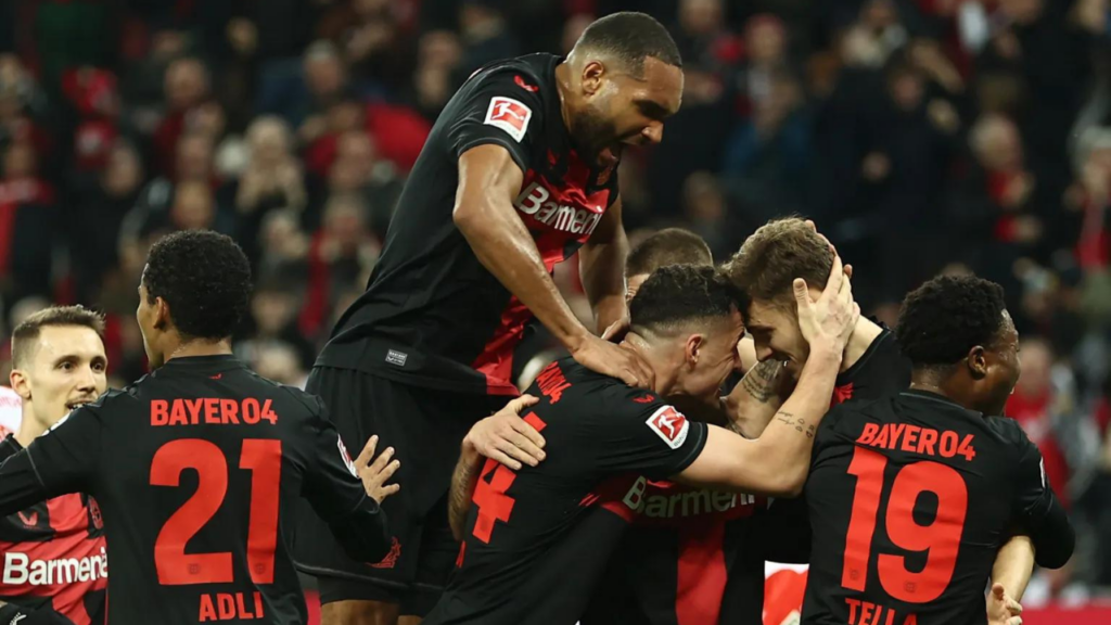 El Leverkusen de Xabi Alonso golea al Bayern Múnich y refuerza su liderato en la Bundesliga