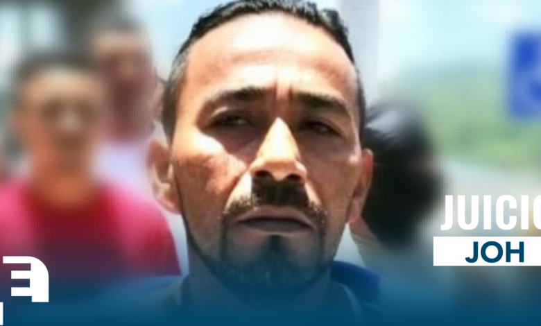 “El Porky” es uno de los diez fugitivos más buscados por el FBI y la DEA. En agosto de 2018, fue condenado en Honduras por conspiración y otros cargos, pero logró escapar en febrero de 2020 en un ataque violento durante una audiencia judicial.
