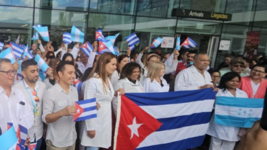 La delegación de más de 80 médicos cubanos arribó hoy a Honduras.