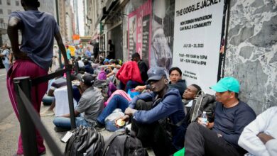 Situación crítica en los refugios de inmigrantes en Nueva York, están colapsados