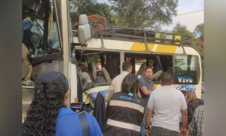 Tragedia en Copán: 16 Personas fallecidas y múltiples heridos en choque de autobuses