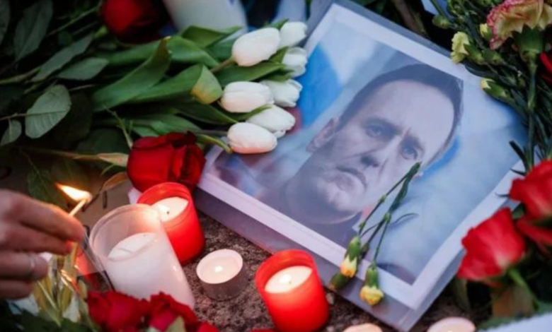 Los investigadores rusos entregarán el cuerpo del líder opositor Alexéi Navalni hasta el 4 marzo