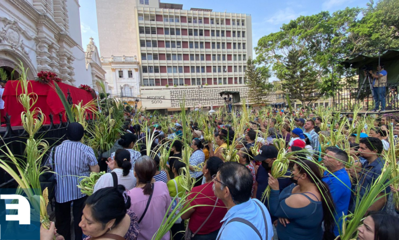Llenos de fe y esperanza, muchos hondureños se congregaron en la Catedral Metropolitana de Tegucigalpa para celebrar el Domingo de Ramos, marcando el inicio solemne de la Semana Santa.