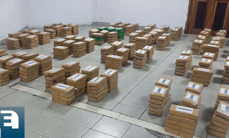Los paquetes rectangulares estaban escondidos dentro de un contenedor que venía de Puerto Cortés en Honduras con tránsito por Panamá, destino final Gotemburgo, Suecia.