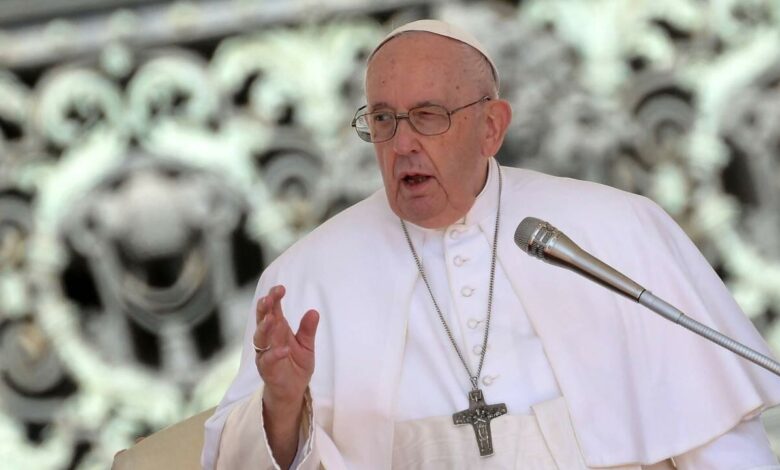 El Papa sobre su dimisión: Es una posibilidad remota, pese a especulaciones sobre un nuevo cónclave