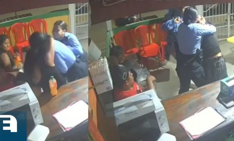 Ante la negativa de la mujer, las oficiales la sometieron y se la llevaron por la fuerza, todo delante de clientes y empleados que les pedían que no la golpearan.