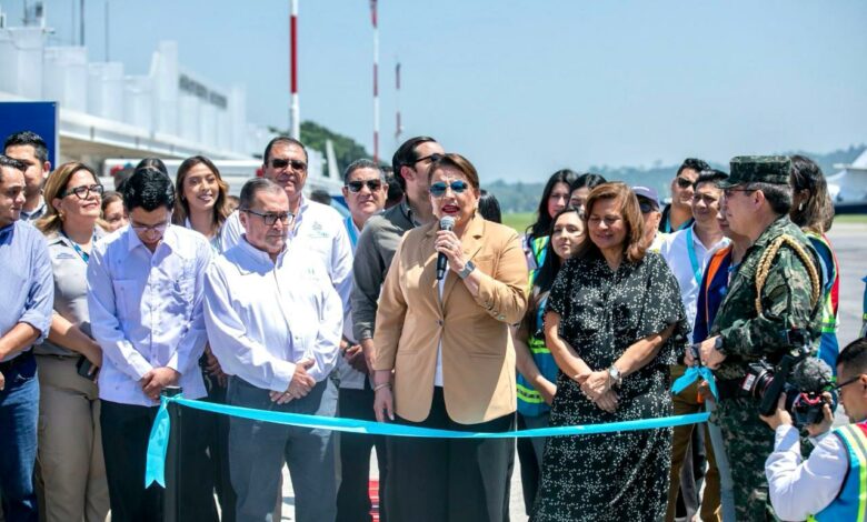 Presidenta Xiomara Castro inaugura proyecto de transformación del aeropuerto “Golosón” de La Ceiba