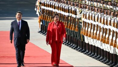 Xi Jinping y Xiomara Castro se felicitan por el primer aniversario de relaciones entre China y Honduras