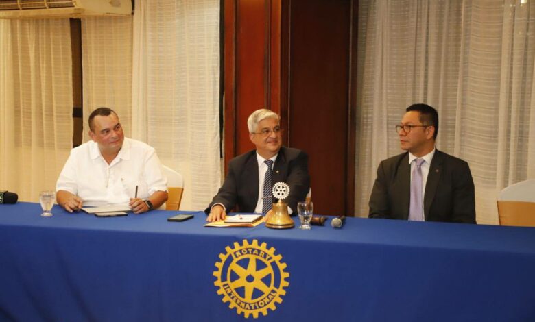 Alcalde Aldana presenta ante el Club Rotario de Tegucigalpa el plan de inversión que se ejecutará este año en el Distrito Central