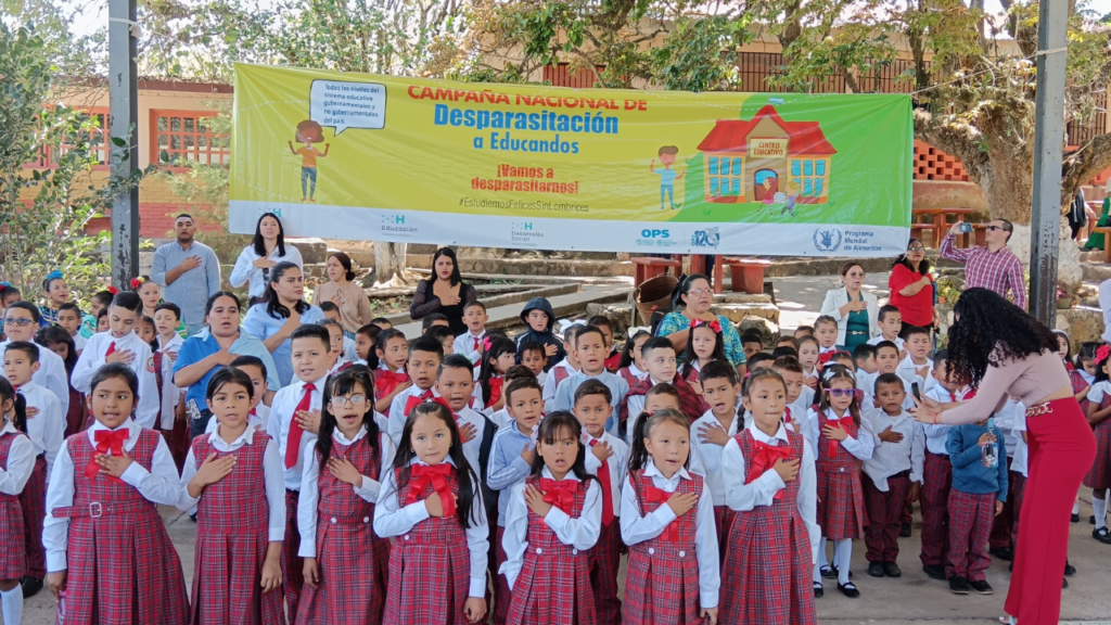 El costo de esta campaña está dividido entre organismos internacionales como la Organización Panamericana de la Salud (OPS), Feed The Children y el Programa Mundial de Alimentos (PMA).