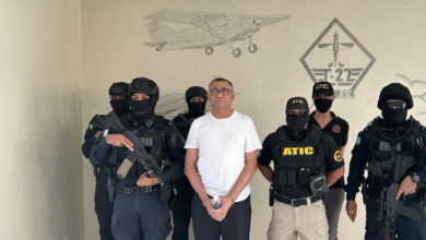 David Elías Campbell Licona, conocido como "El Viejo Dan", enfrentará cargos por narcotráfico y posesión de armas de guerra.