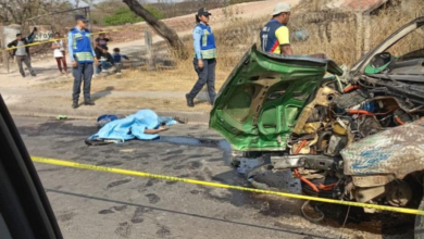Fueron las autoridades de la DNVT quienes confirmaron el fallecimiento de una persona tras el fuerte accidente.