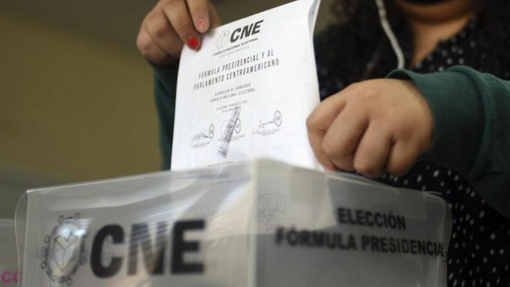 CNE presenta reglamento para inscripción de movimientos internos en elecciones 2025