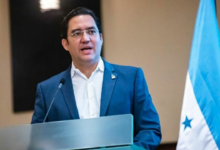 Héctor Manuel Zelaya critica a quienes abandonan el Partido Libre