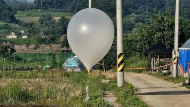 Corea del Norte lanza cientos de globos de basura a Corea del Sur