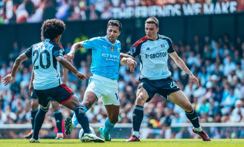 Manchester City continúa su dominio en la Premier League tras vencer 4-0 al Fulham