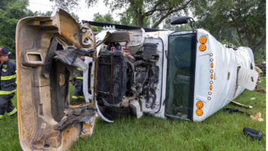 Ocho muertos y más de 40 heridos en trágico accidente de autobús en Florida, EEUU