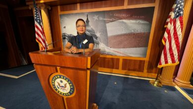 Ariela Cáceres, embajadora del periodismo hondureño, comparte experiencias desde el Capitolio en EEUU