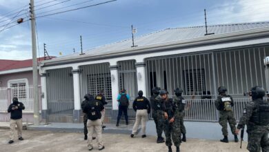 Allanamientos contra estructura criminal de tráfico de drogas dirigida por un hondureño preso en Colombia