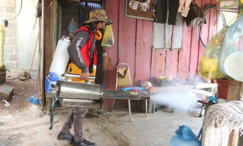 Alcaldía avanza en lucha contra el dengue con fumigación, aplicación de BTI y destrucción de criaderos