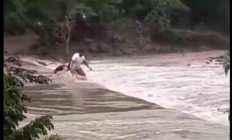 Tres jóvenes mueren ahogados en un río