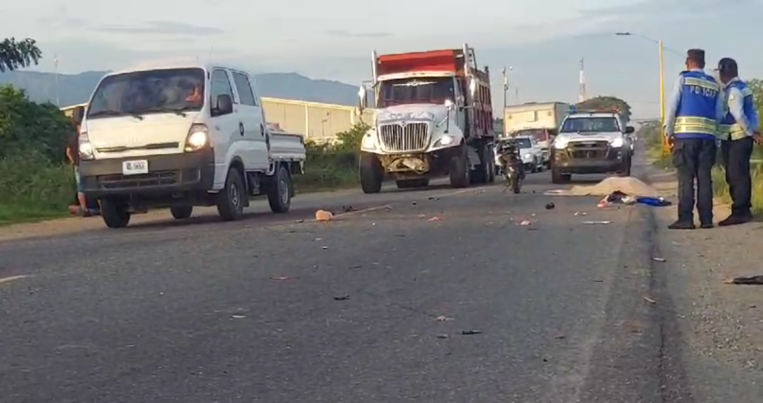 Mujer policía pierde la vida en accidente de tránsito en El Progreso