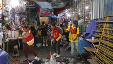Alcaldía realiza operativo nocturno de limpieza en avenidas y mercados de Comayagüela