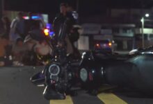 Motociclista pierde la vida en fatal accidente en la calle de Los Alcaldes