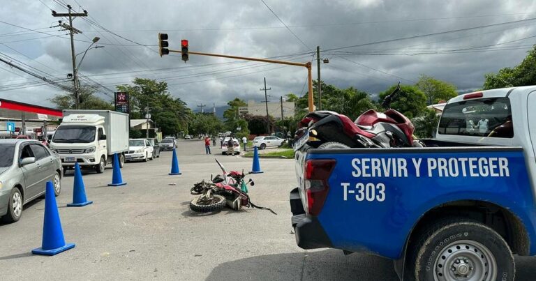 Madre e hijo pierden la vida en accidente de moto en La Ceiba