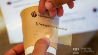 Nayib Bukele regala café de su finca en restaurantes de San Salvador