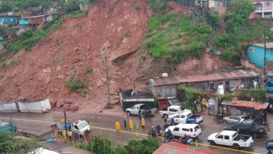 Familias de la colonia Villa Nueva son evacuadas tras derrumbes