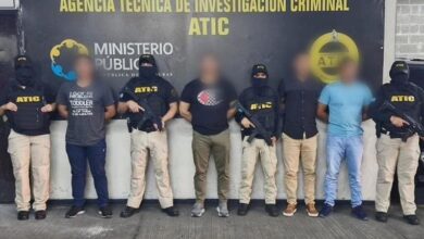 En prisión seguirán cuatro policías por extorsión y privación de libertad