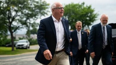 Harris Elige a Tim Walz como compañero de fórmula para las elecciones