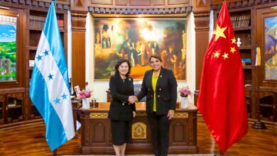 Honduras y China refuerzan lazos en cooperación, educación y TLC