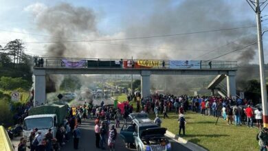 COPINH bloquea la carretera CA-5 en protesta por muerte de ambientalista