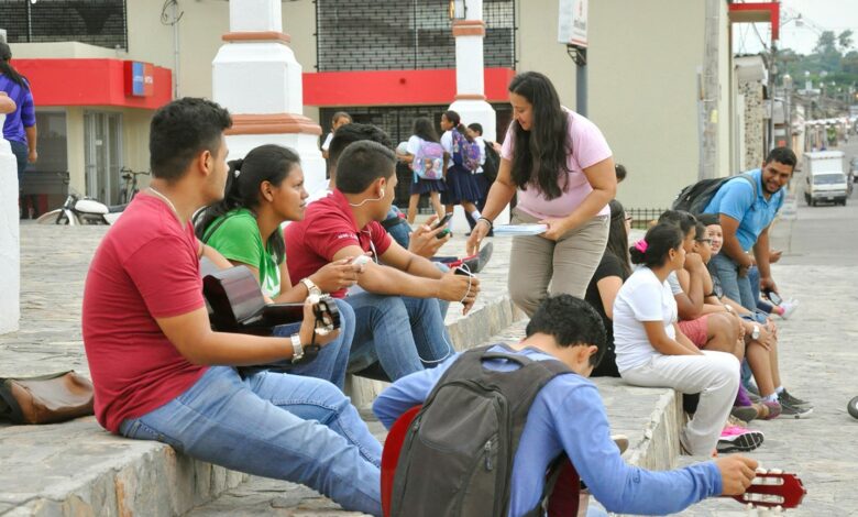 Honduras y PNUD impulsan campaña para alejar a jóvenes