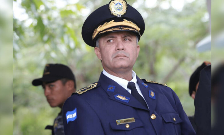 Exjefe policial Ricardo Ramírez llega a Honduras para presentarse en audiencia