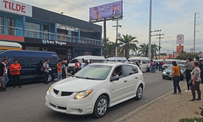 Paro de transporte urbano en Cortés por cobro de extorsión afecta a varias zonas