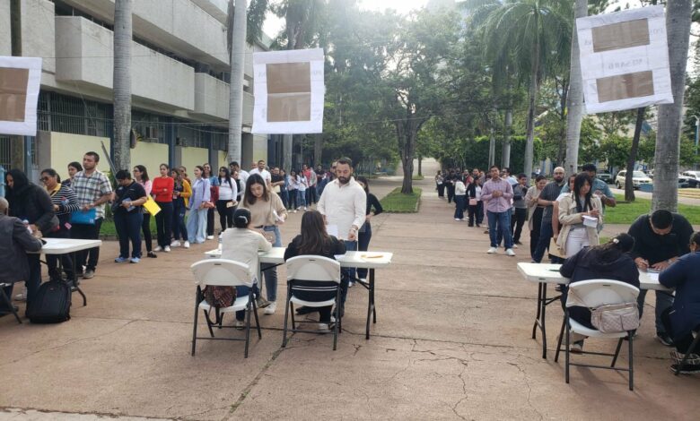 Más de 760 médicos realizan el Examen de Residencias Médicas 2025 en la UNAH