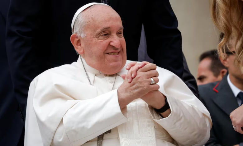 El Papa Francisco pide convertir gastos militares en inversiones para combatir el hambre