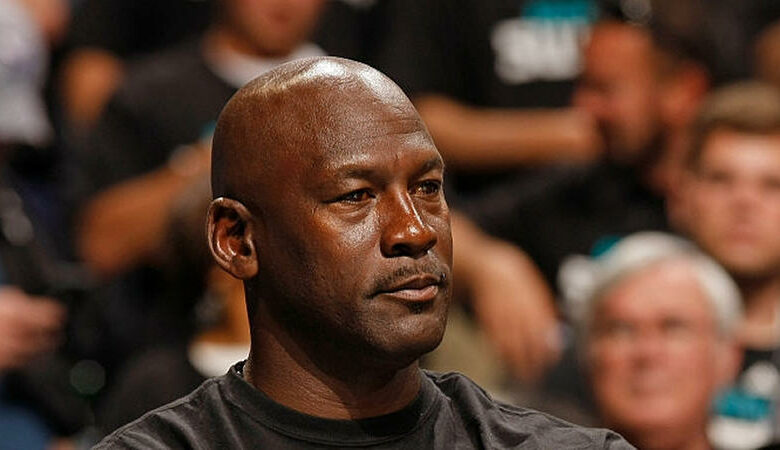 Michael Jordan desmiente respaldo a Donald Trump y aclara su postura